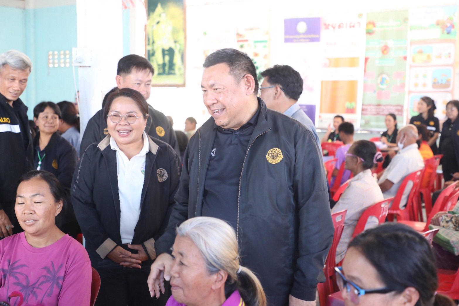 title - “ส.ป.ก. ไม่ทิ้งใครไว้ข้างหลัง” เลขาฯ สั่งลุย ศูนย์เคลื่อนที่ เร่งช่วยเกษตรกรในเขตปฏิรูปที่ดินในพื้นที่เสี่ยงภัย